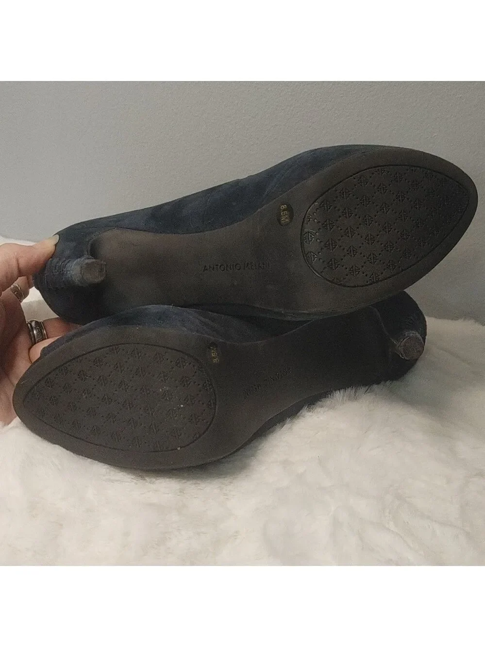 Antonio Melani Blue Suede Leather Peeptoe Platform Pumps sz 8 (heel pad)